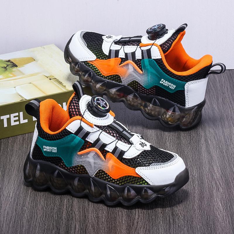Classmates Boys and Girls Summer Hollow Breathable Mesh Rotating Button Middle School Children Elementary School Casual Sports Shoes