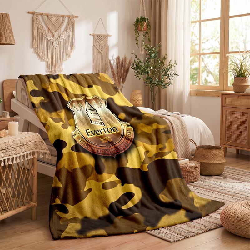 Everton Football Print Flannel Blanket Soft Warm Sofa Bed Throw Blanket For Home Office Bedroom