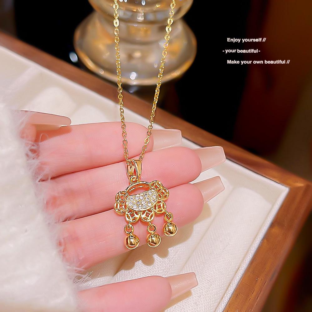 2025 Luxury Titanium-Clad Women's Summer Necklace - Non-Fading, High-End Design