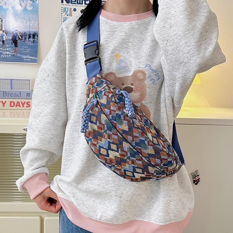 Women's Bag New Breast Bag Fanny Pack Trendy Fashion Shoulder Bag Messenger Bag High Value Bag