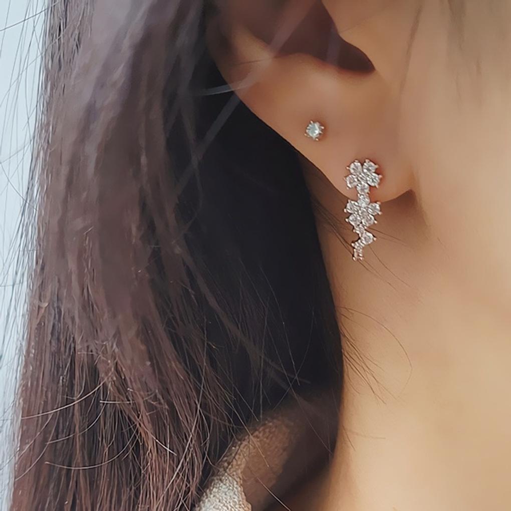 Women's 92.5 Silver 18K Gold Plated NC Low Earrings