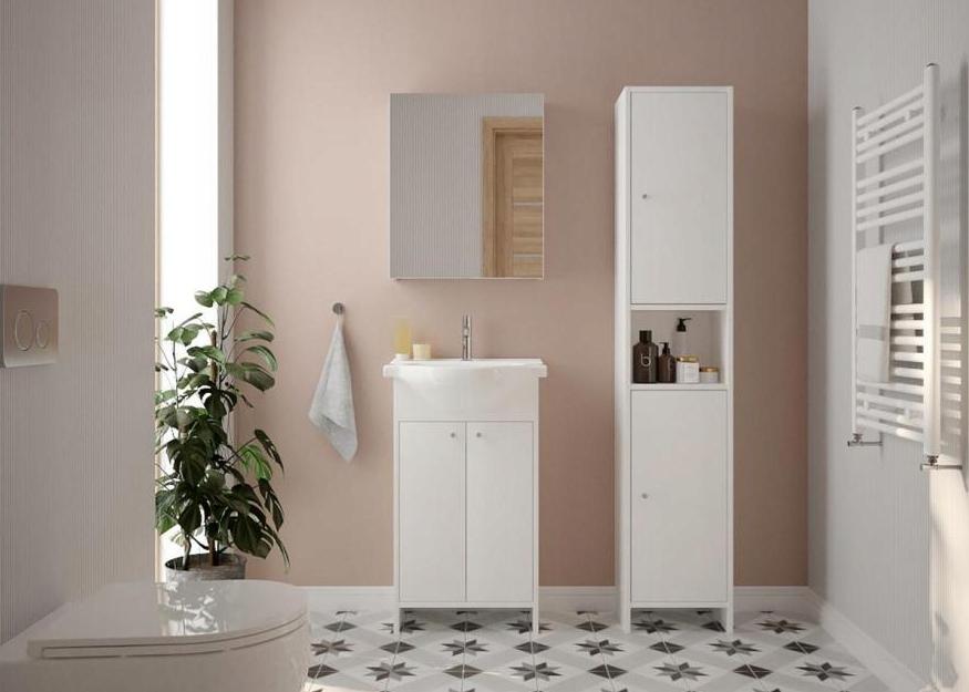 Standing Bathroom Towel Rail Matt Diana