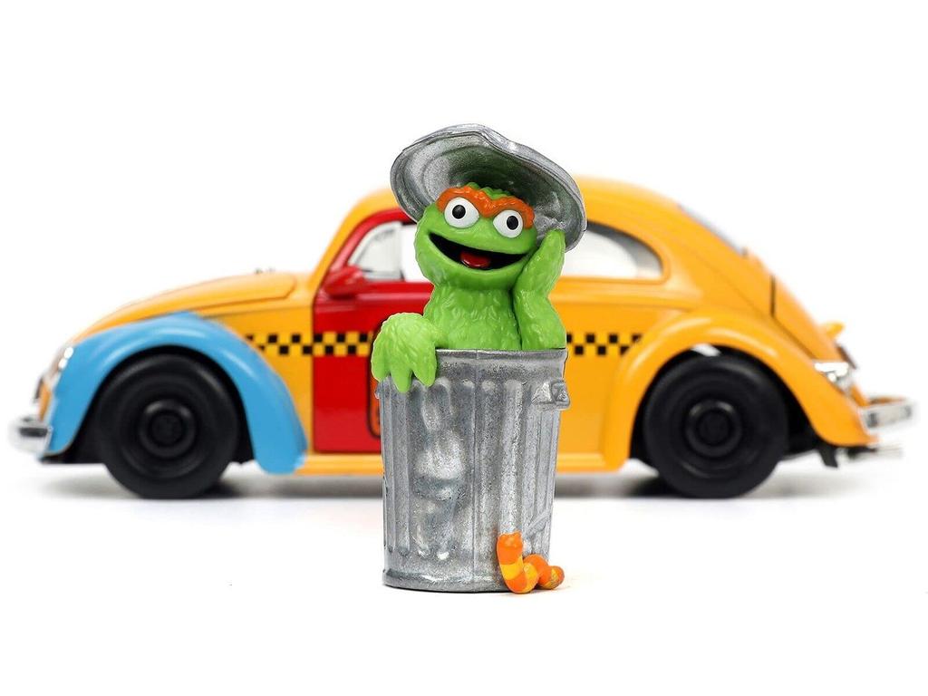 JADA TOYS Sesame Street Oscar Figure Volkswagen Beetle 1959 Hollywood Ride Sesame Street Beetle with Oscar 32801 1/24 & [Used]