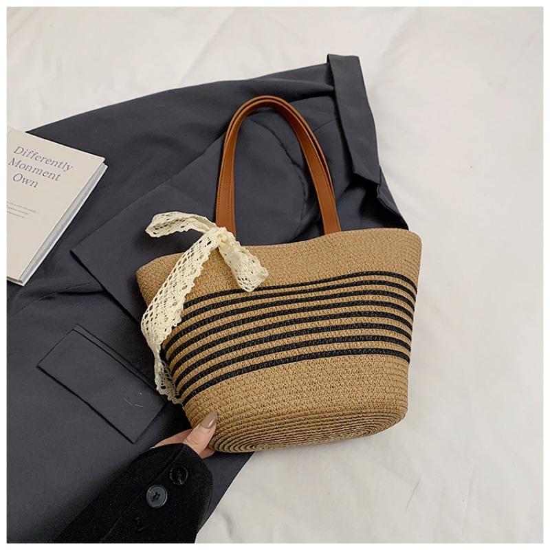 Summer popular striped seaside beach vacation idyllic and beautiful leisure shoulder underarm tote bag