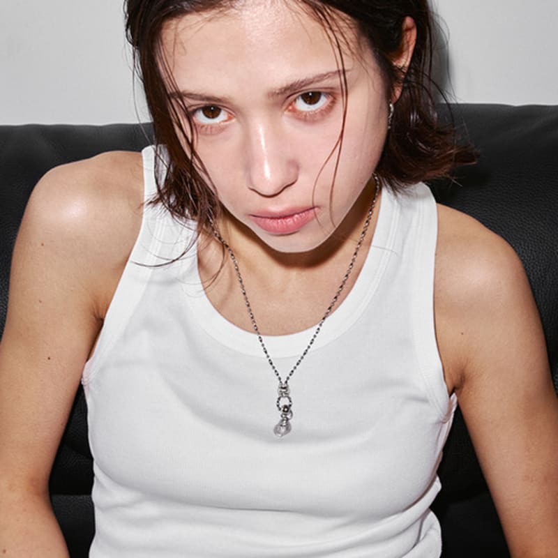 Dazzling Club Metalic Shell Necklace