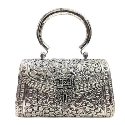Women's Clutch (Handle_Silver)