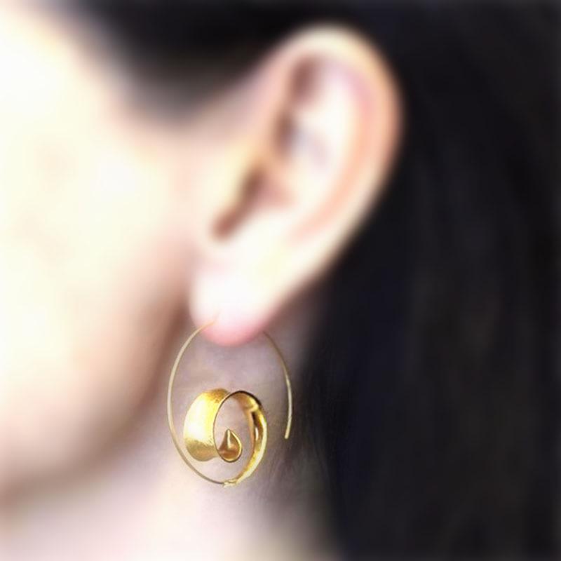 New Personalized Leaf Spiral Women's Earrings - European and American Fashion