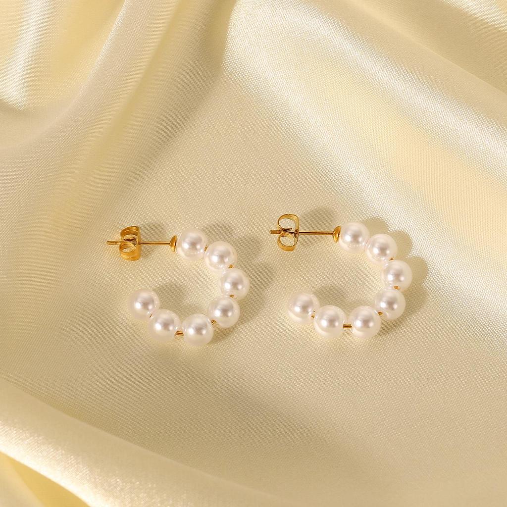 18K Gold Plated Large Pearl C-Shaped Hoop Earrings - 20mm Stainless Steel European and American INS Style for Women.