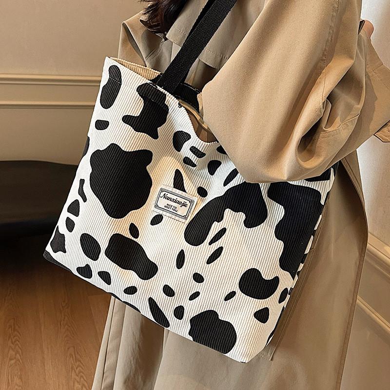 Korean Minimalist Literary Aesthetic Tote Bag Large Capacity Single Shoulder Handbag Fashion Student School Office Commuter Bag for Women