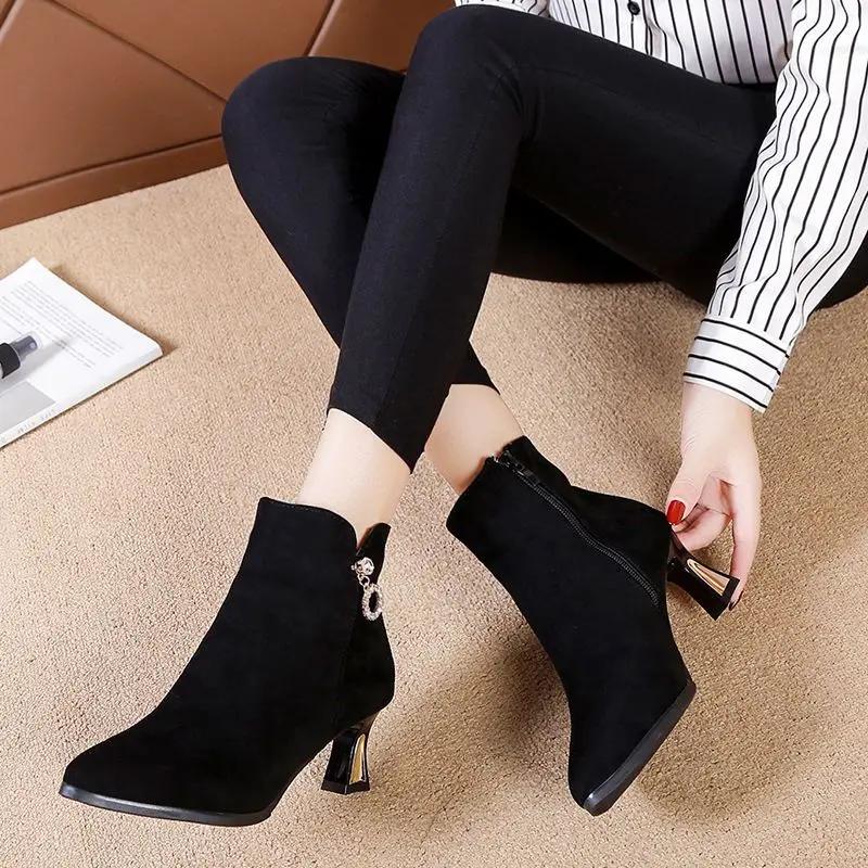 Fashion Female Short Shoes Fleece-Lined Moccasin Warm Booties Suede Footwear New In Large Size Chic and Elegant Y2k Women's Ankle Boots