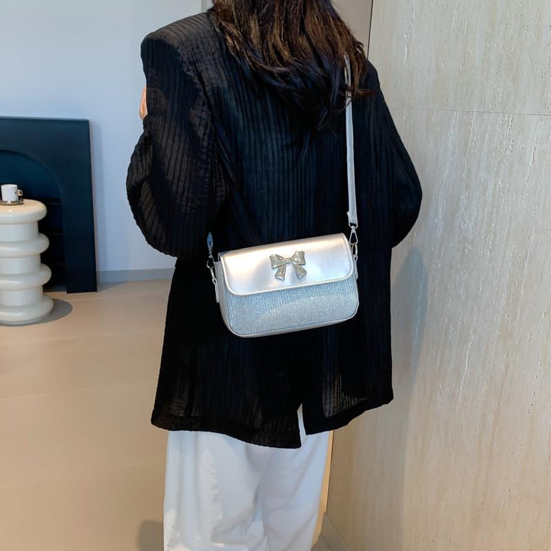 Fashionable New Butterfly Knot Shoulder Bag Trendy Minimalist Small Handbag