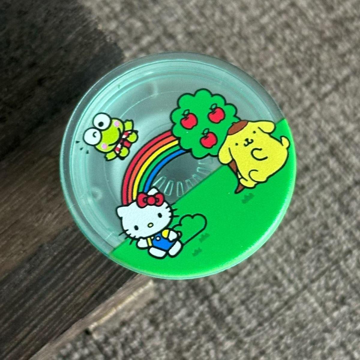 Hello Kitty Bubble Sausu Magnetic Airbag Holder: Detachable Cap & Magnetic Base