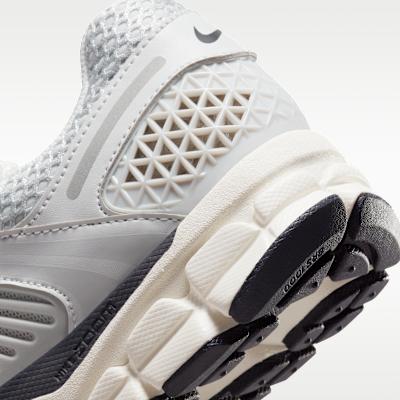 Nike Zoom Vomero 5 Photon Dust Metallic Silver (Women's)