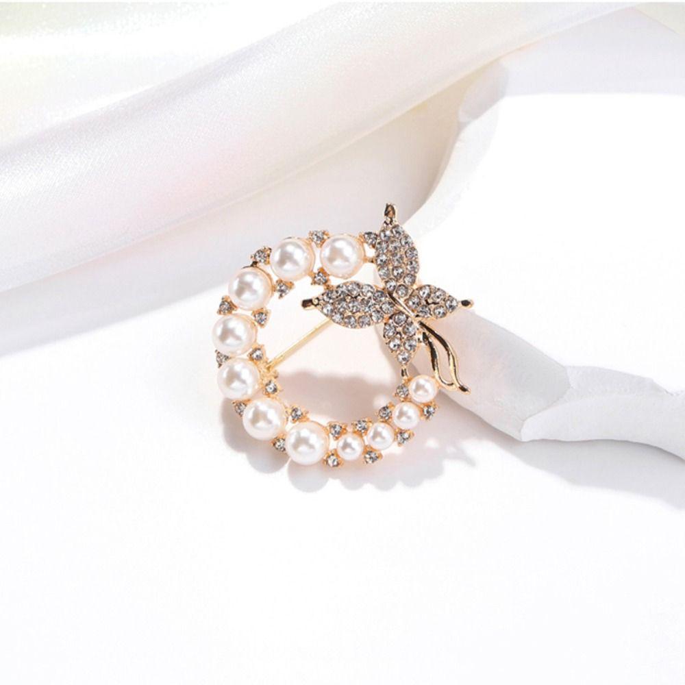 Baroque Circle Butterfly Brooch Trend Rhinestone Circle Brooches Wreath Butterfly Brooch  Girls