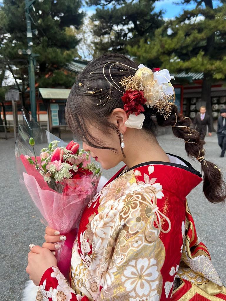 Dried and Preserved Flower Hair Ornament with Gold Japanese and Phalaenopsis Orchid Mizuhiki for and Japanese [Bria] Leaf, Balls, (red) Coming-of-age