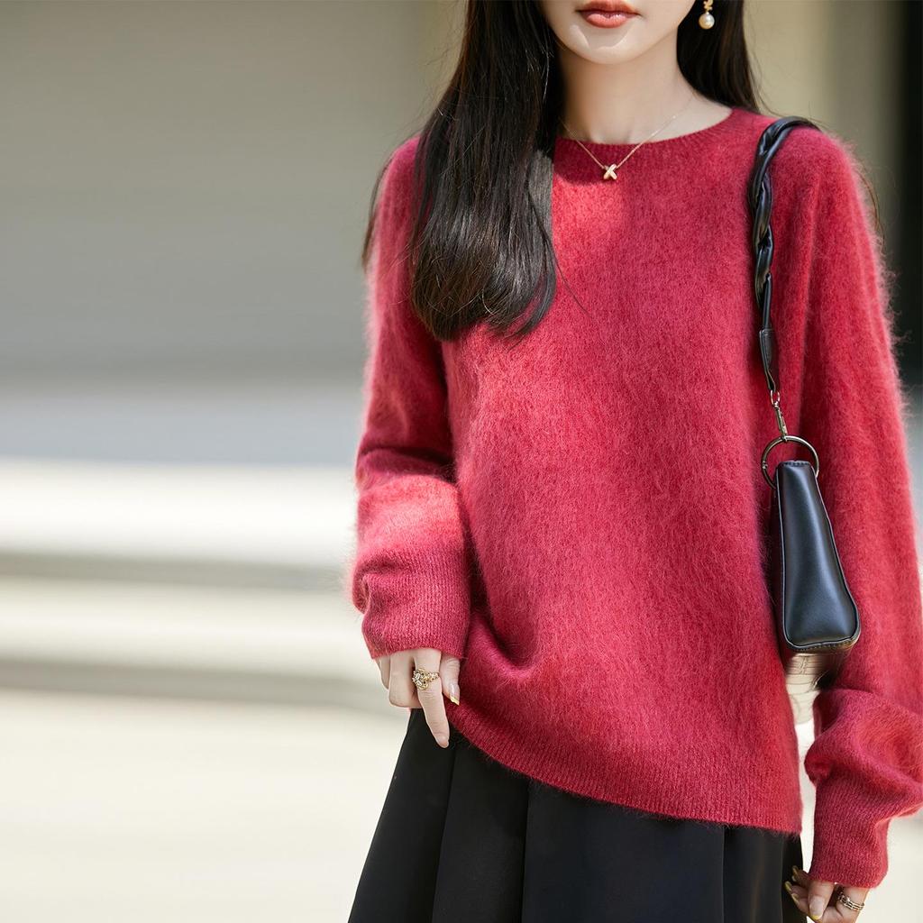 Women's Pure Wool Round Neck Sweater - Cozy Loose Knitwear for Autumn/Winter