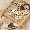 Botões Naturais de Madeira de Coco - Redondos, Pequenos, Versáteis para Suéteres e Cardigans Infantis