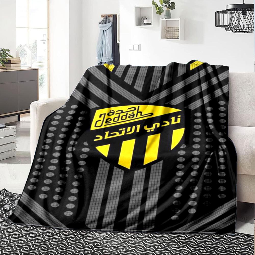 Al-Ittihad Club Logo Print Flannel Blanket High Quality Warm Comfortable Cover for All Seasons Perfect for Gifts Home Decor
