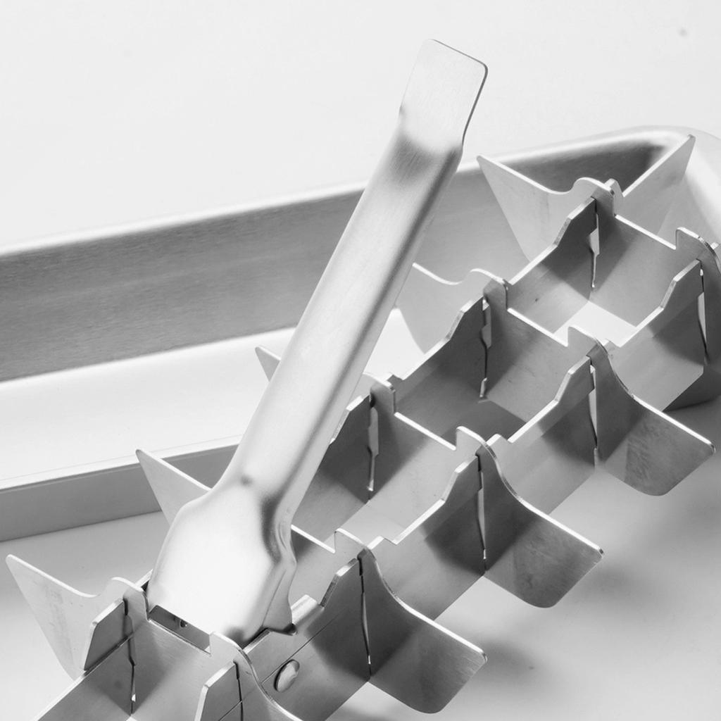 Nerezová forma na led, 18 přihrádek s rukojetí pro snadné vyjímání pro výrobu různých ledových kostek a potravin, vyjímatelné přihrádky pro snadný led