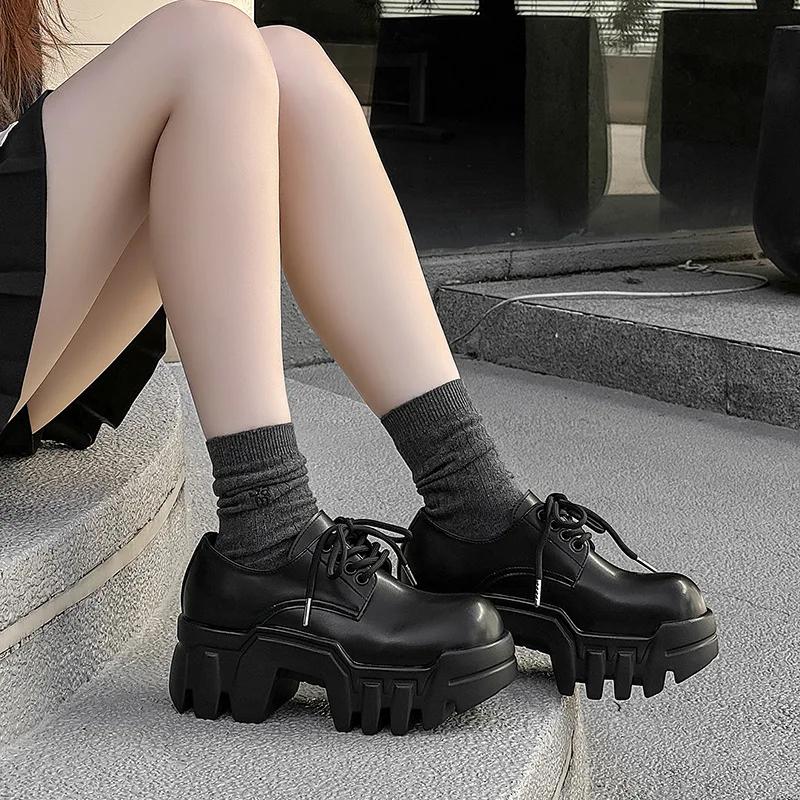 

Модные Ретро Толстая Подошва Платформа Женские Кожаные Туфли Увеличивающие Рост Все Подходящие Повседневные Дерби Обувь Роскошные Дизайнерские Кроссовки Горячие 40 чёрный