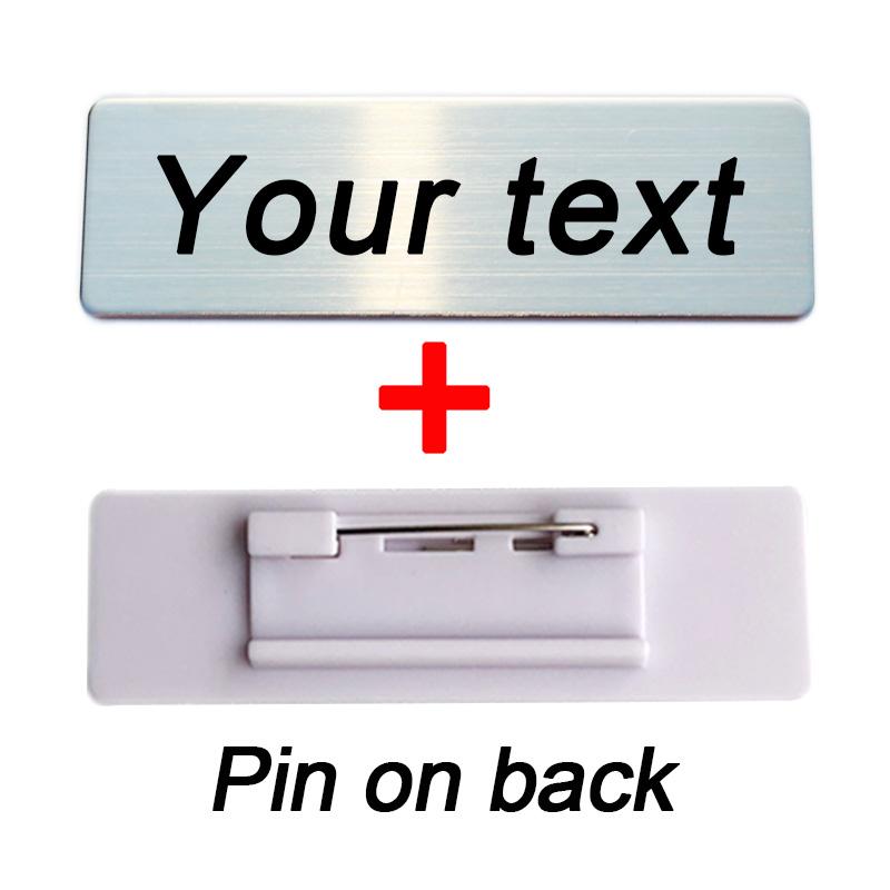 60X20 70x20 70x25mm Broches Personalizáveis Alfinete Texto Gravado Personalizado Logotipo Placa de Identificação de Negócios Etiqueta de Metal Crachás com Nome Personalizados