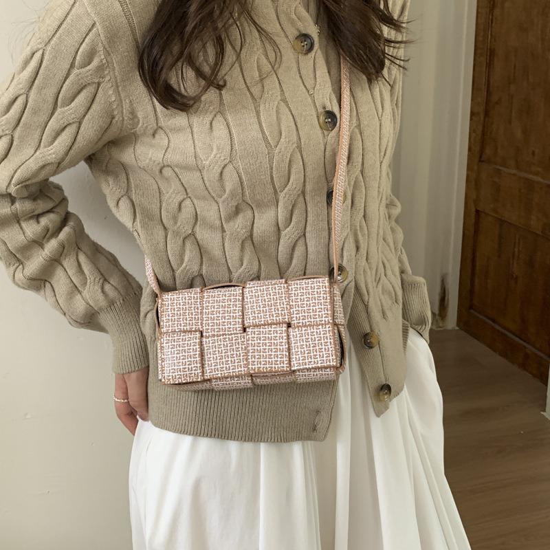 Niche design woven pattern small square bag women's bag autumn new splicing shoulder bag feeling crossbody women's bag