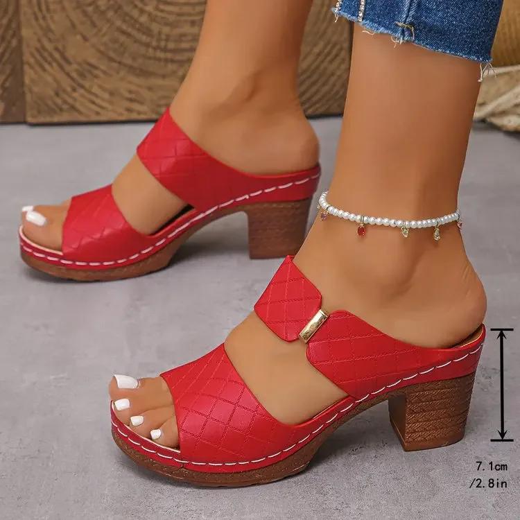 Fashion Fashionable Chunky High Heel Slippers Casual Strap Summer New Large Size Slides Comfortable Rubber Bottom Ladies Sandals