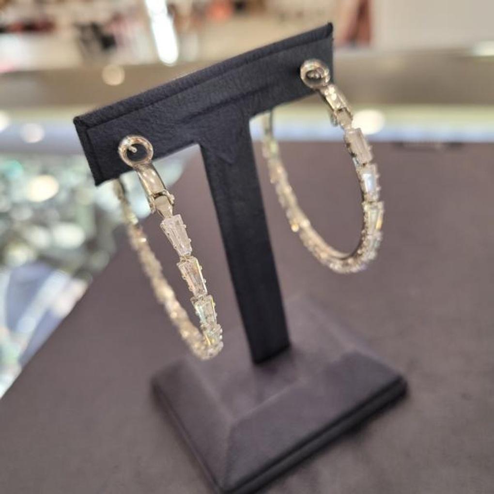 ARTRIA Luxury Party Ring E Earrings OSHERDG0001WHF