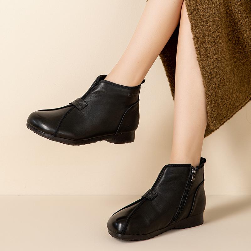 Mori Style Women's Suede Ankle Boots: Flat Round Toe, Fleece-Lined, Soft Sole – Winter 2025 Collection