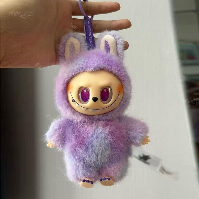 

Мягкие резиновые игрушки Labubu, Мягкие аксессуары в наличии, Фигурки Labubu, Слепые коробки третьего поколения Pop Mart фиолетовый