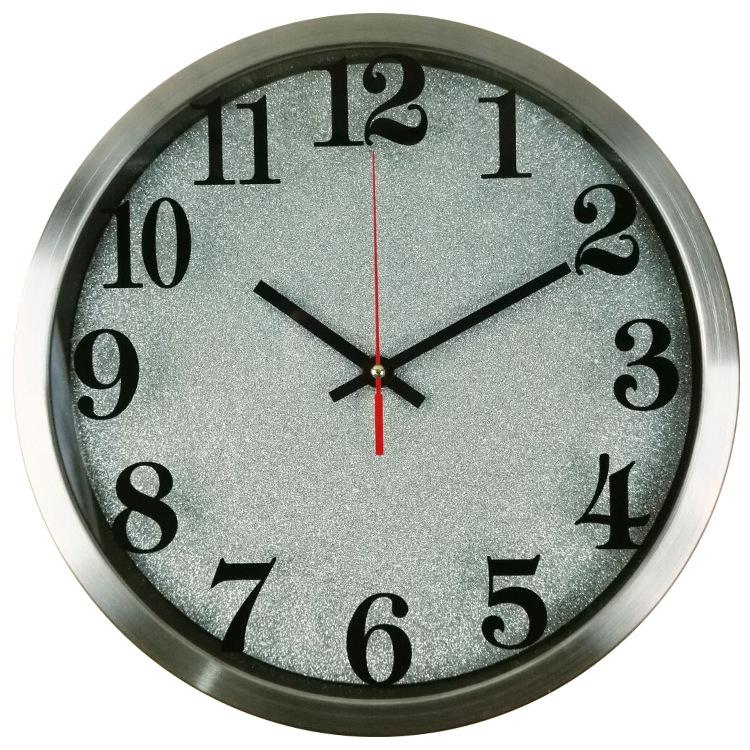 

Metal Stainless Steel Silent Wall Clock, Creative and Fashionable Living Room Aluminum Wall Clock