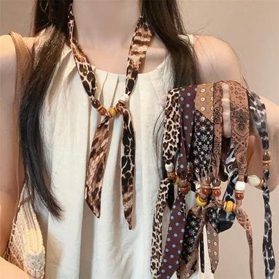 Accessoires – Schals & Tücher