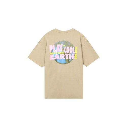 Nike Men's Khaki T-Shirt with Earth Letter Print