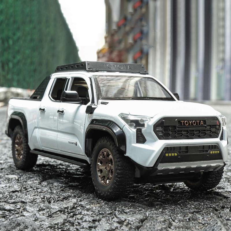 1/24 Toyota Tacoma Picku Wagon Alloy Model Car Toy Diecasts Casting Sound and Light Car Toys for Children Vehicle