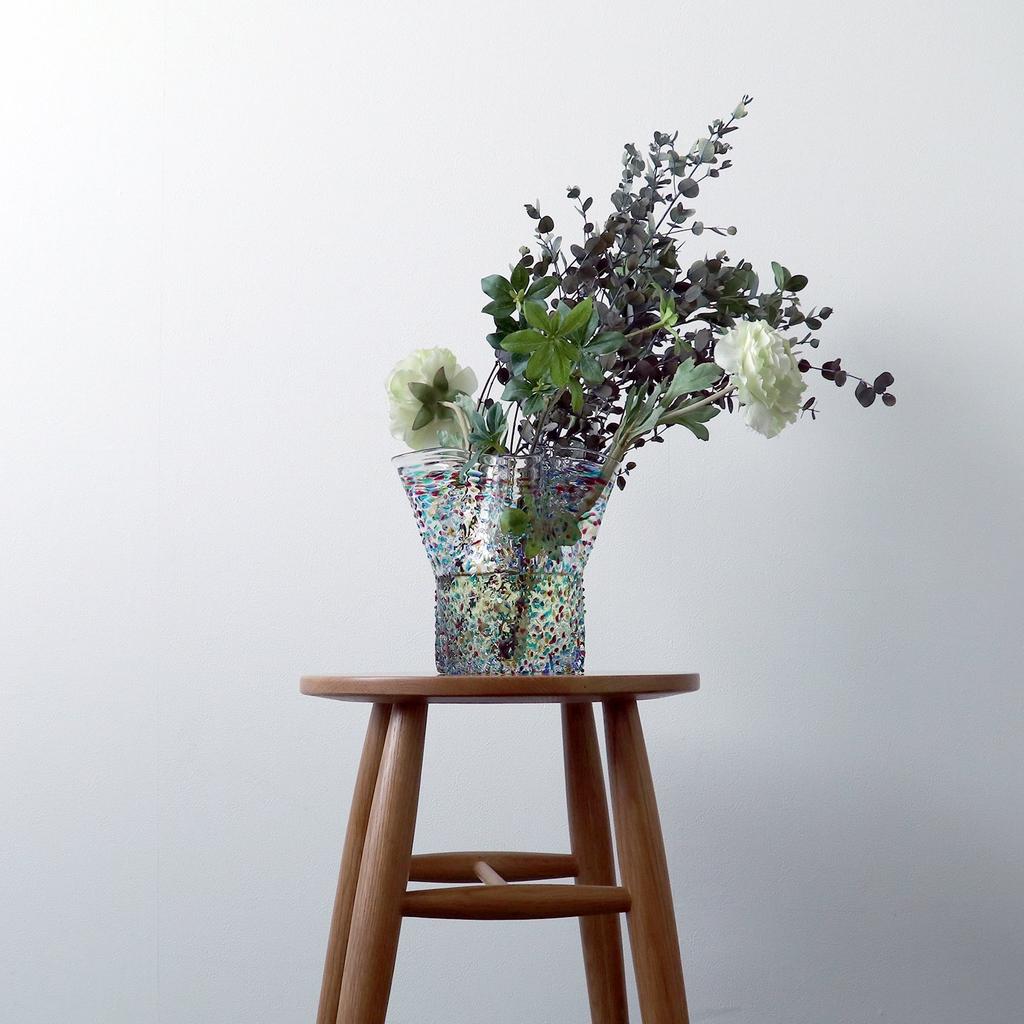 ADERIA Tsugaru Vidro Vasă cu Voluri Nebuta mică Fabricat în Japonia Vază pe bază de flori Vază elegantă din sticlă cu o singură flori Container Flori uscate Ikebana