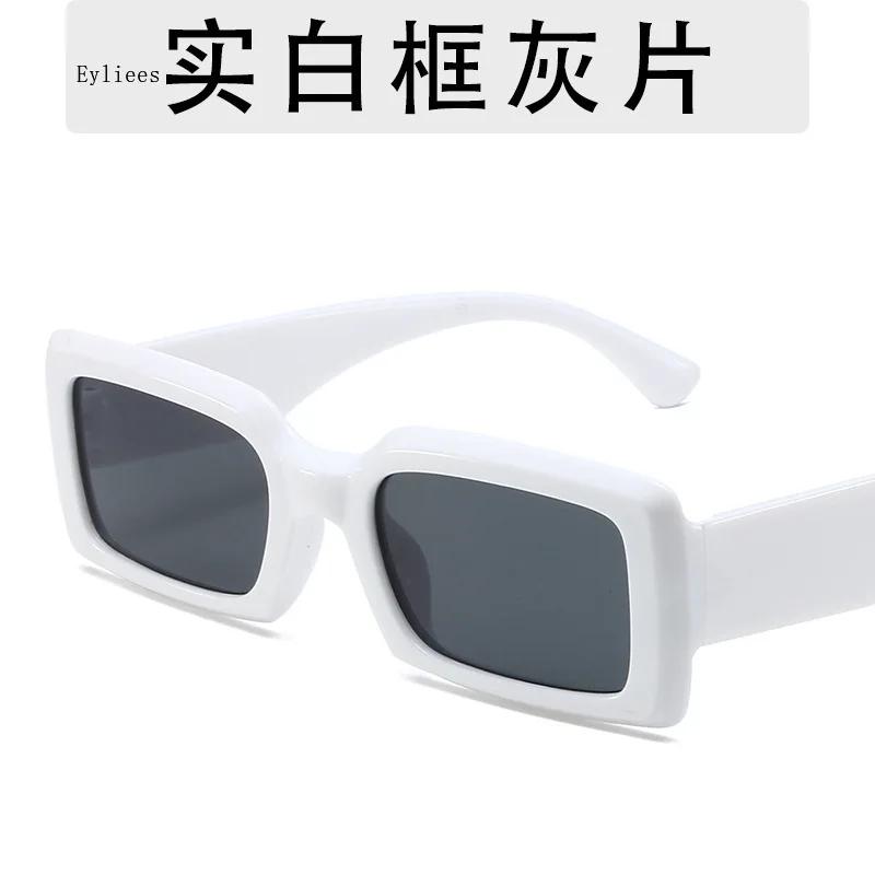 

Retro Square Sunglasses Women Fashion Tea Pink Shades Uv400 Men Clear Champagne Glasses Frame Rivet Decoration Sun Glasses