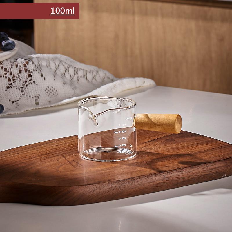 Schöner Holzgriff Glas Espresso Messbecher Einzel-/Doppelmund Milchkännchen Kaffeezubehör Transparenter Küchen-Messbecher