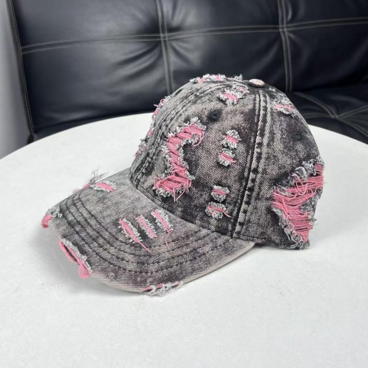 

2026 Korean version of fashion worn out denim peaked hat for men and women when shopping, street hip-hop sunshade baseball cap adjustable