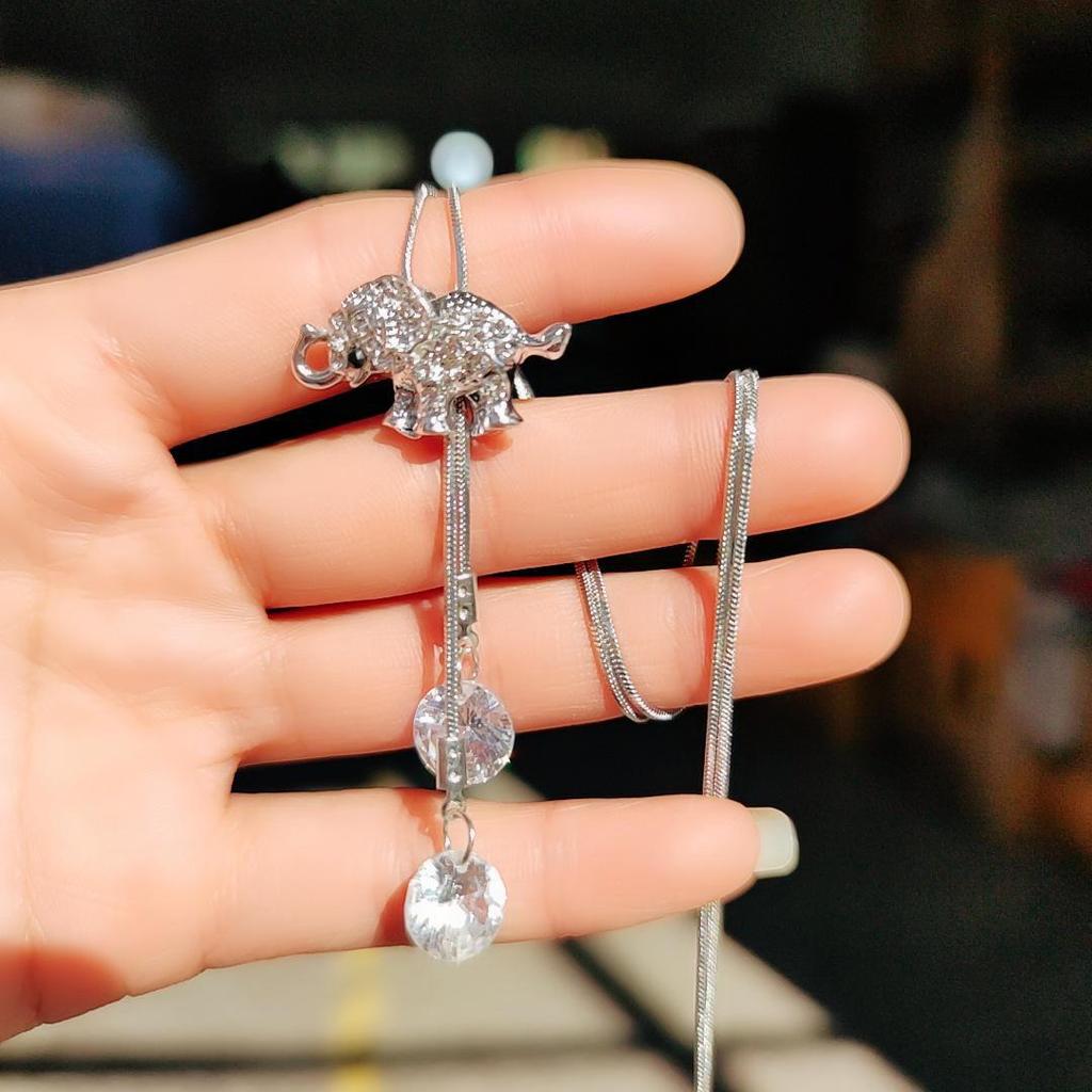 Koreanischer Schlichter Stil Langer Pullover Quastenanhänger Halskette