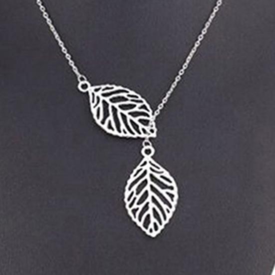 Women Fashion Double Leaf Hollow Charm Pendant Short Collar Necklace Jewelry