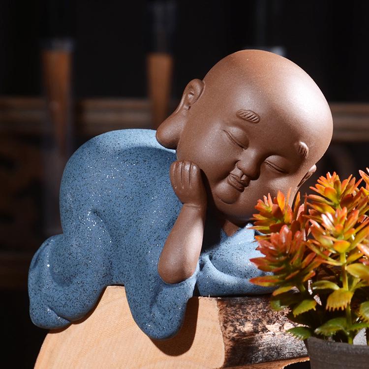 Дзен Фигурка Монаха-Новичка из Керамики Цзыша - Креативное Домашнее Украшение для Чая