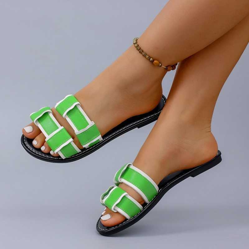 Large size flat-bottomed slippers for women's outer wear 2025 summer new cool slippers soft-bottomed cross-color beach slippers