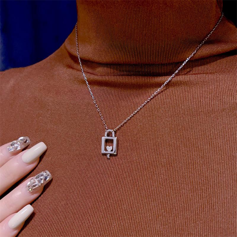 Trendy Heart Lock & Key Necklace - Simple, Cool Clavicle Chain Choker Gift for Women