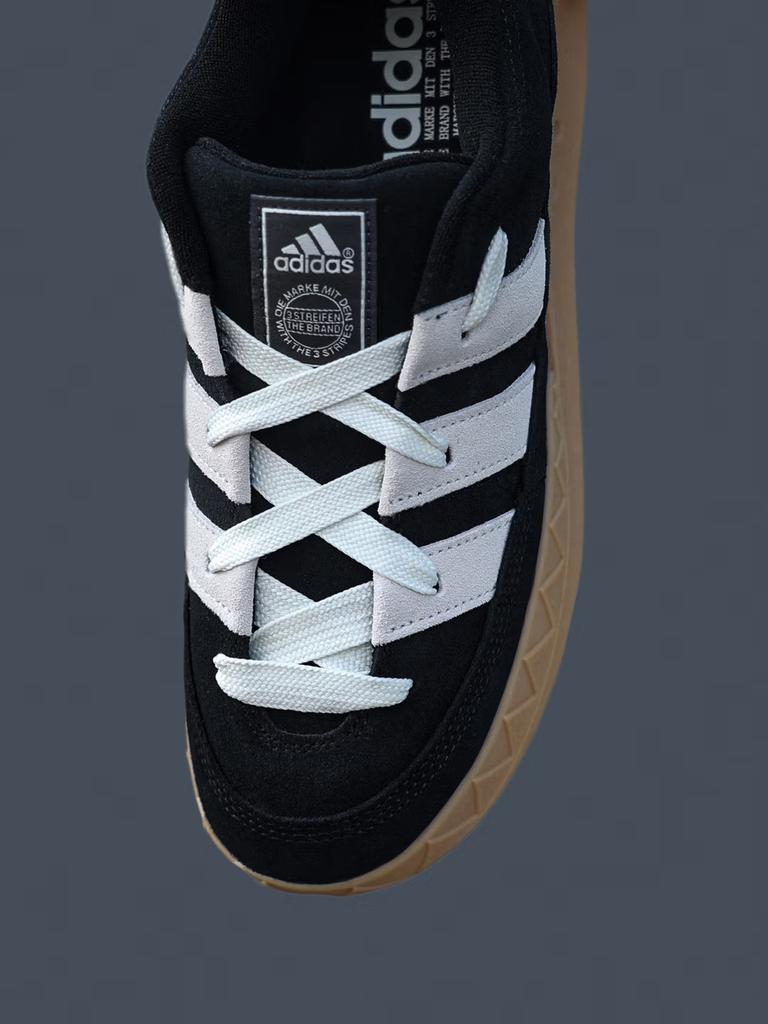 Adidas "Shark Sneakers" ADIMATIC Classic Sports Sneakers for Men and Women Adidas Clover KI8879
