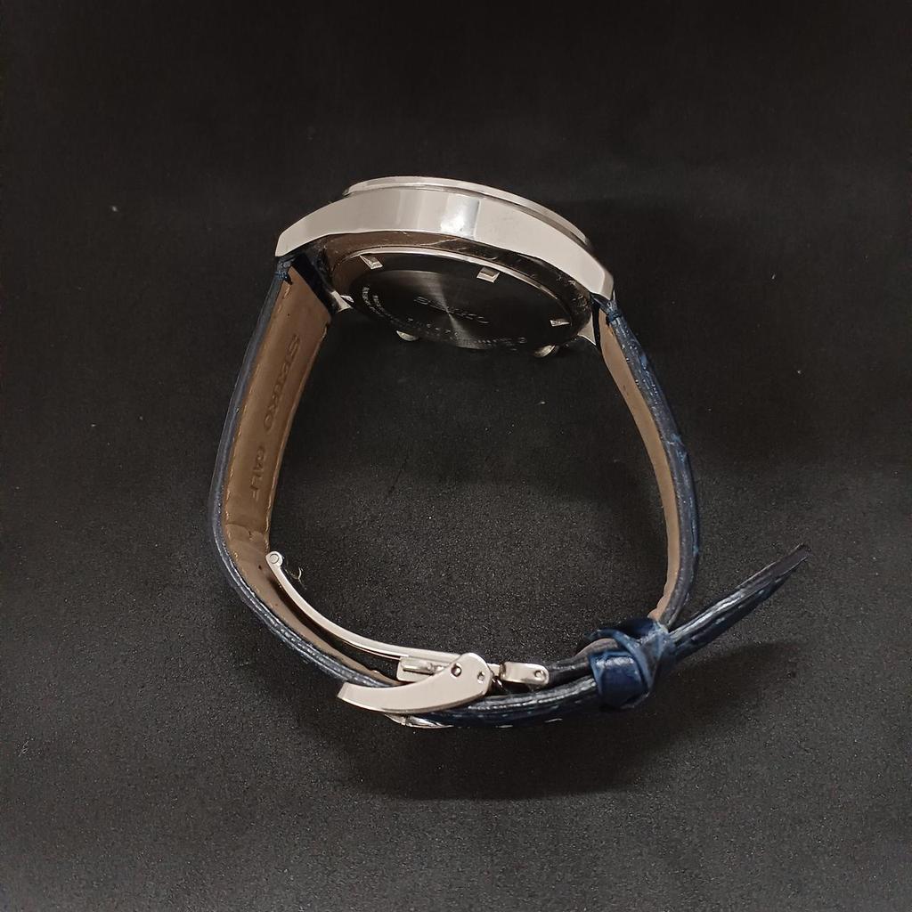 Used SEIKO 8T69-00D0 Watch