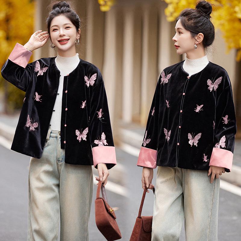 

Женское пальто в китайском стиле на весну 2025 года с вышивкой бабочками - Свободный силуэт, приталенный дизайн (SP6029) XXL 62.5-67.5 kg