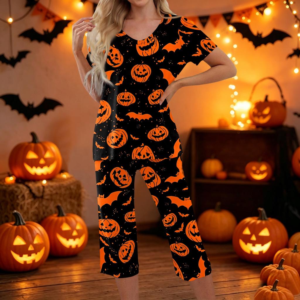 Women Halloween Two Piece Set Short Sleeve Top and Capri Pants Lounge Wear Pumpkin Print Casual Sleepwear Set