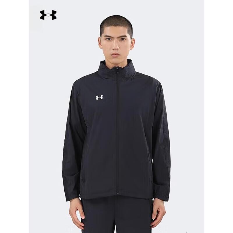 Under Armour Men s Lightweight Breathable Hooded Jacket XL