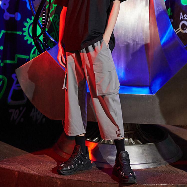 Li-Ning X Star Wars Themed Print Woven Label Multi-Pocket Drawstring Sports Capris Men Bottoms Gray AKQR115-1