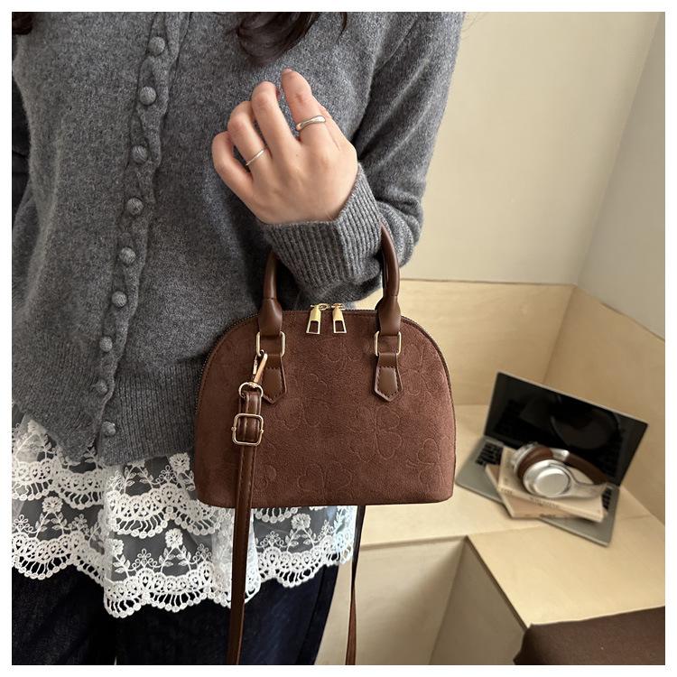 Autumn Vintage Textured Women Shoulder Bags Simple Solid Color Ladies Crossbody Bag Versatile Portable Female Shell Handbags